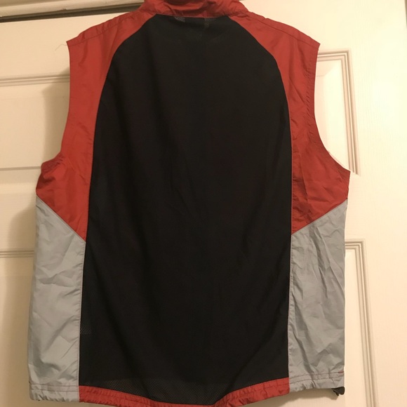 The North Face Women’s tekware technology vest - Picture 2 of 4